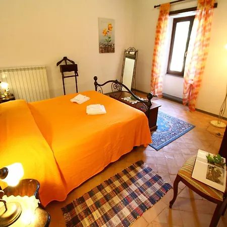 Holiday home With Pool In An Area With History Nature And Art