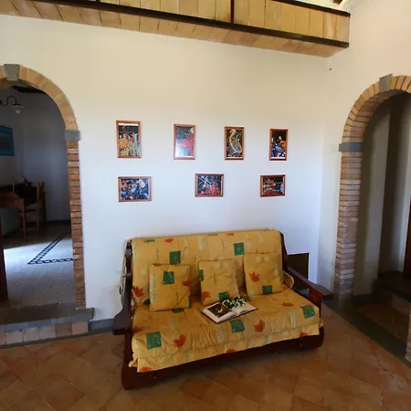 Holiday home With Pool In An Area With History Nature And Art *